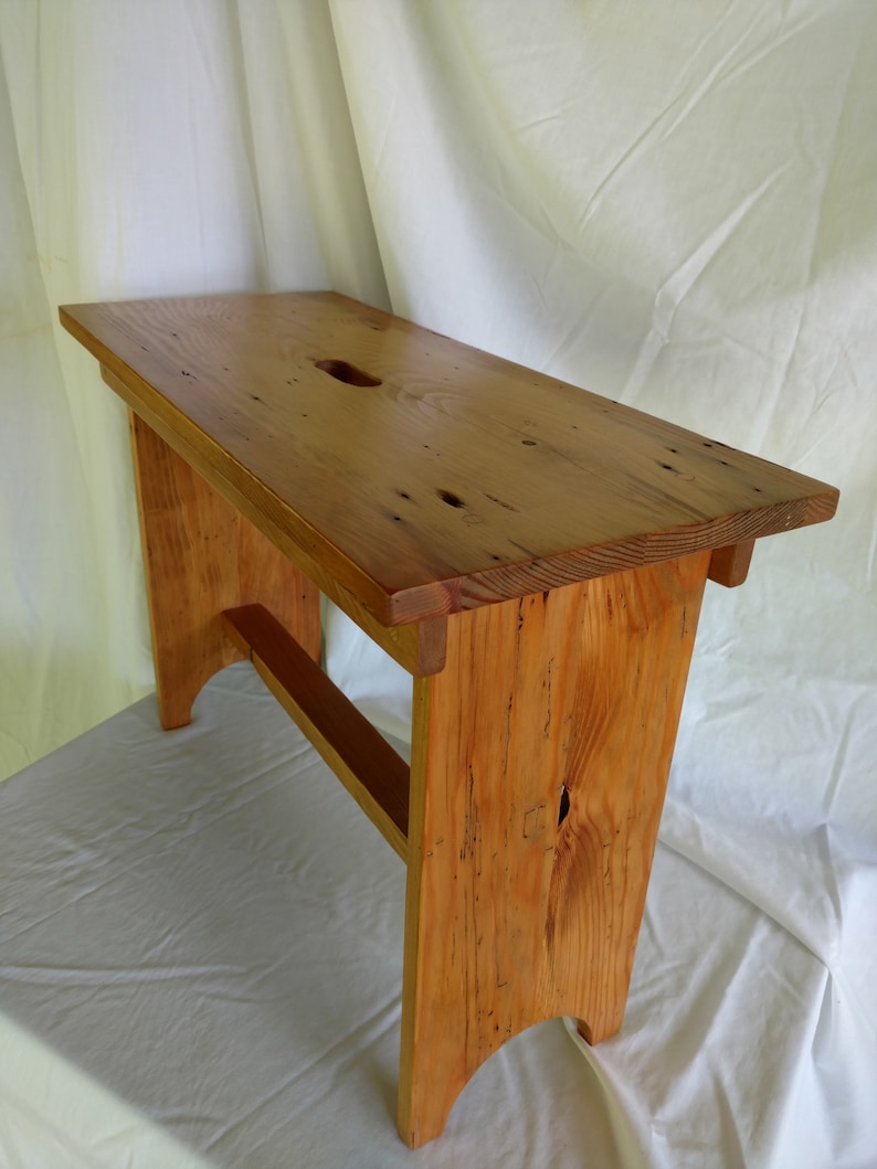 Pine Bench Reclaimed Barn Wood Mission Style Primitive Bench Farm House Furniture Cabin Decor Country Bench Entryway Bench