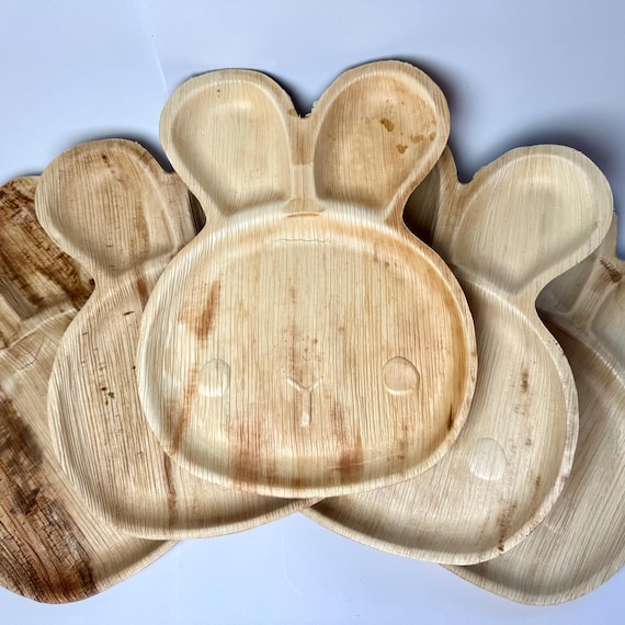 BUNNY PALMLEAF Plate |Chew Gnaw Small Pet Forage Treat Enrichment Small Animals Guinea Pigs Boredom Buster