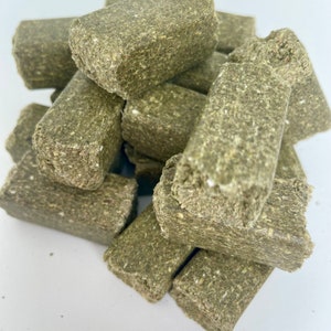 MINI HERB BRICKS | Compressed Rabbit Bunny Forage Enrichment Food Treats Small Animals Guinea Pigs Gnaw Toys Nutritional Chew