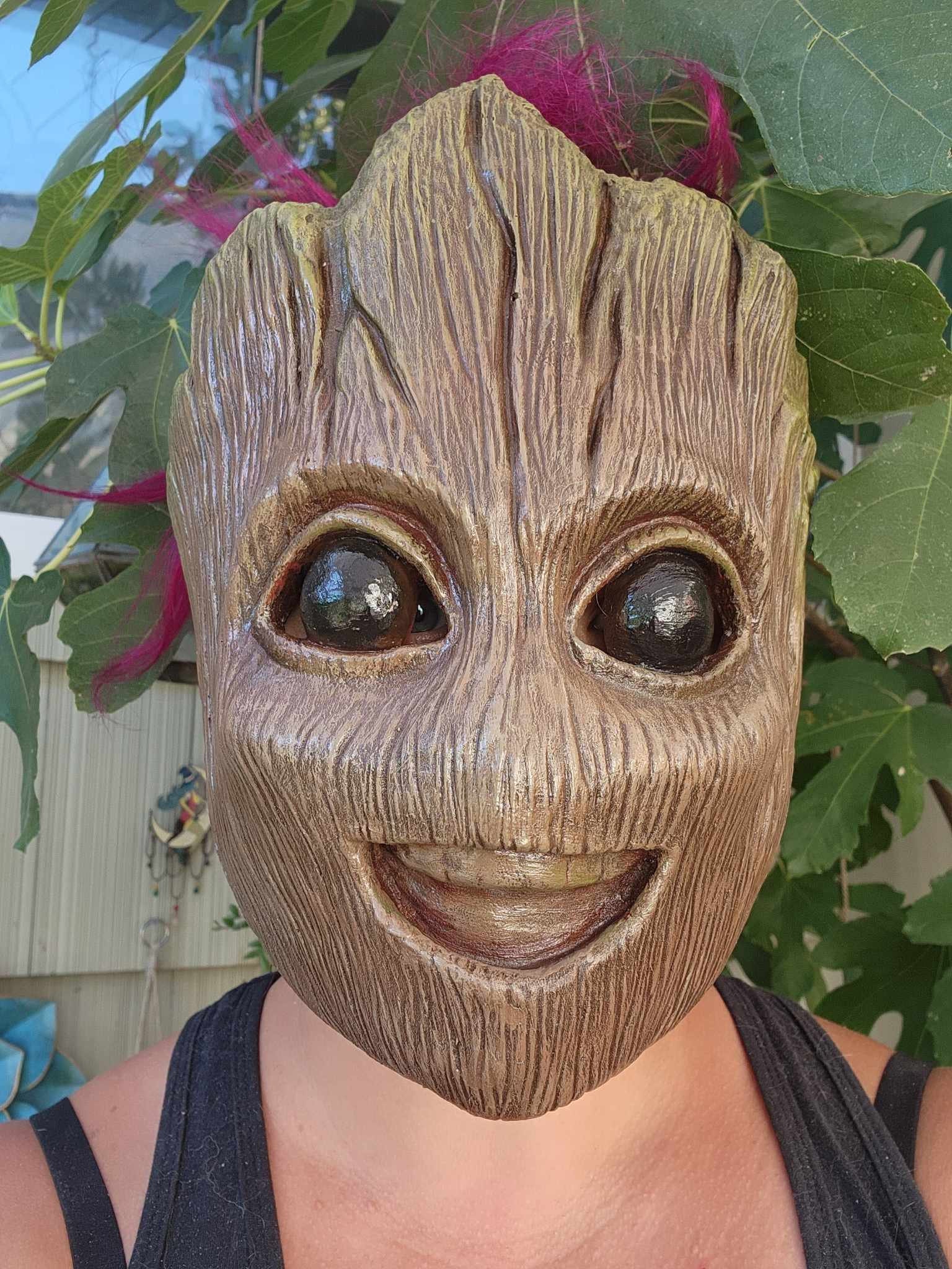 Masque de déguisement 'Groot' - marron - Kiabi - 6.00€