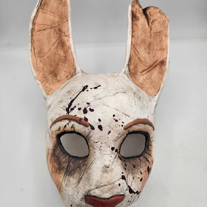Masque de chasseresse