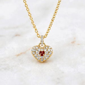 エミ ルビー＆ダイヤモンド パヴェセッティング ハートネックレス 18Kイエローゴールド
