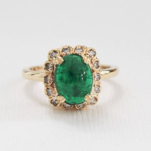 Emerald Cabochon Scalloped Diamond Halo Engagement Ring, Emerald Statement Ring, May Birthstone Ring in 14K Yellow Gold