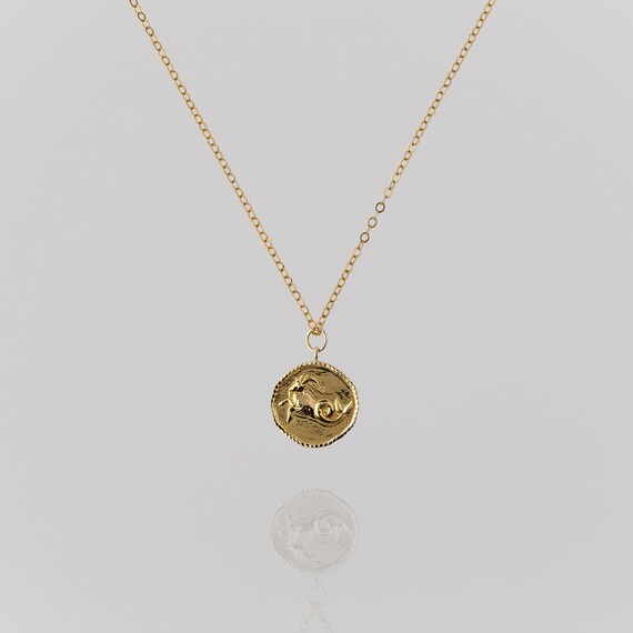 14K Gold Necklace Capricorn Zodiac 