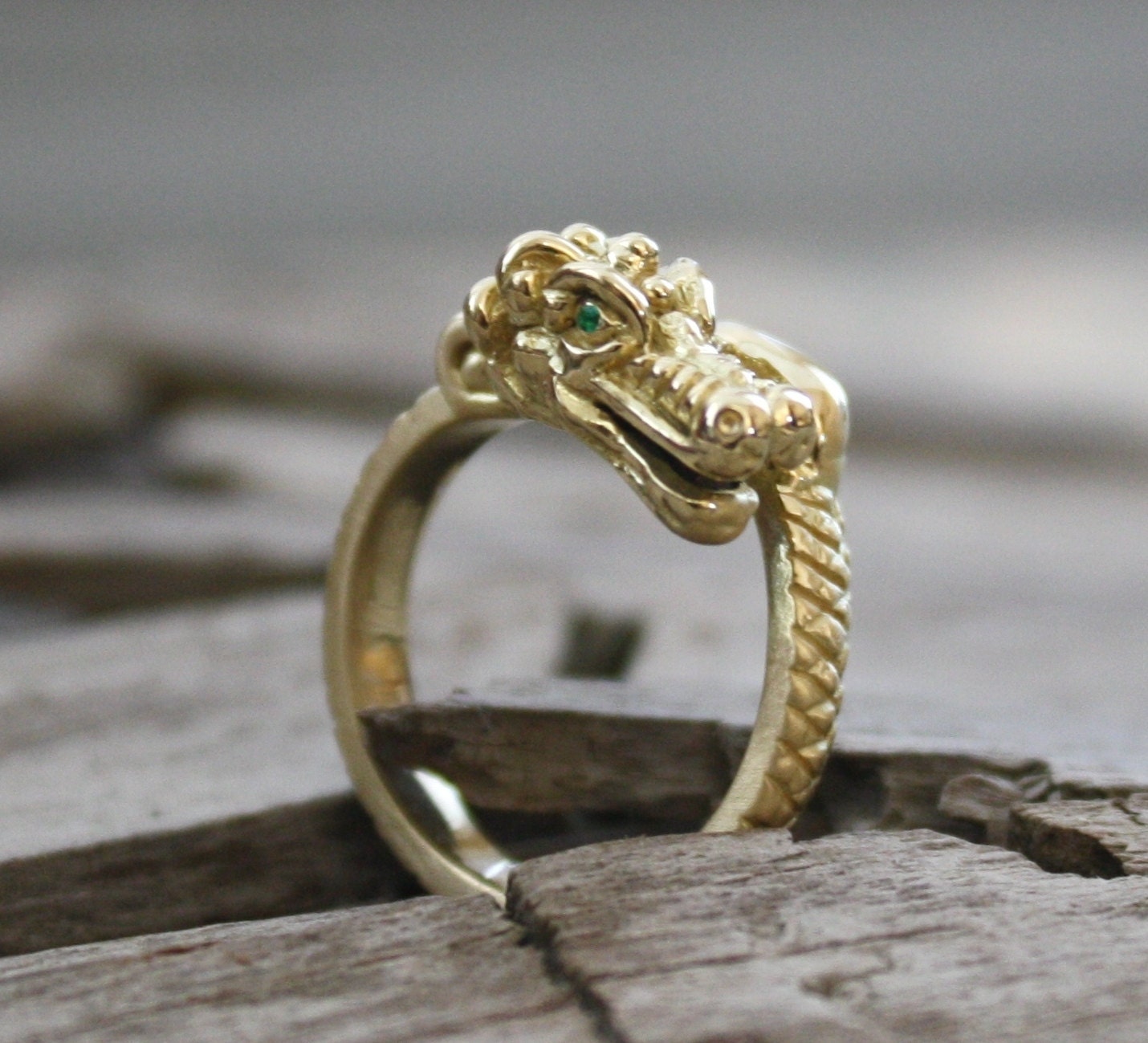 ▷ Dragon Keeper Stone Ring 8