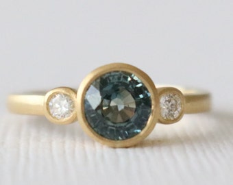 Montana Sapphire Diamond Ring: 18K Yellow Gold Bezel Setting