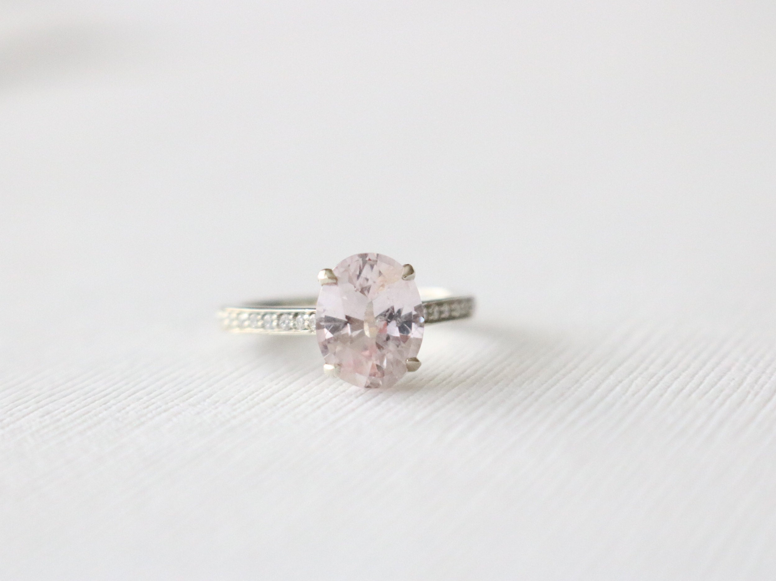 Gia certified peach sapphire sale