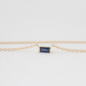 Baguette Cut Sapphire Bar Necklace in 14K Yellow Gold