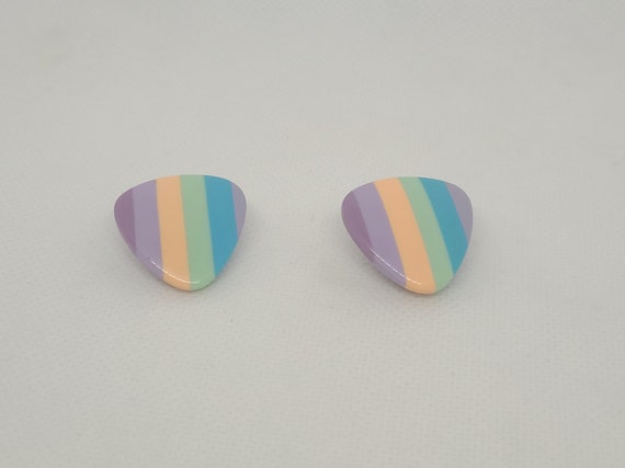 Pastel Rainbow Clip-on Earrings 1980s | Retro Tri… - image 2