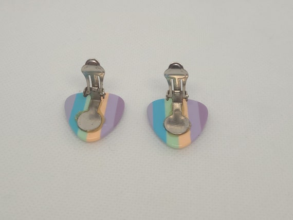 Pastel Rainbow Clip-on Earrings 1980s | Retro Tri… - image 4