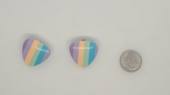 Pastel Rainbow Clip-on Earrings 1980s | Retro Tri… - image 6