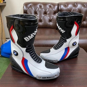 Botas de cuero para moto BMW Motorrad, botas de traje de motociclista de carreras / armadura para montar en moto, color blanco.