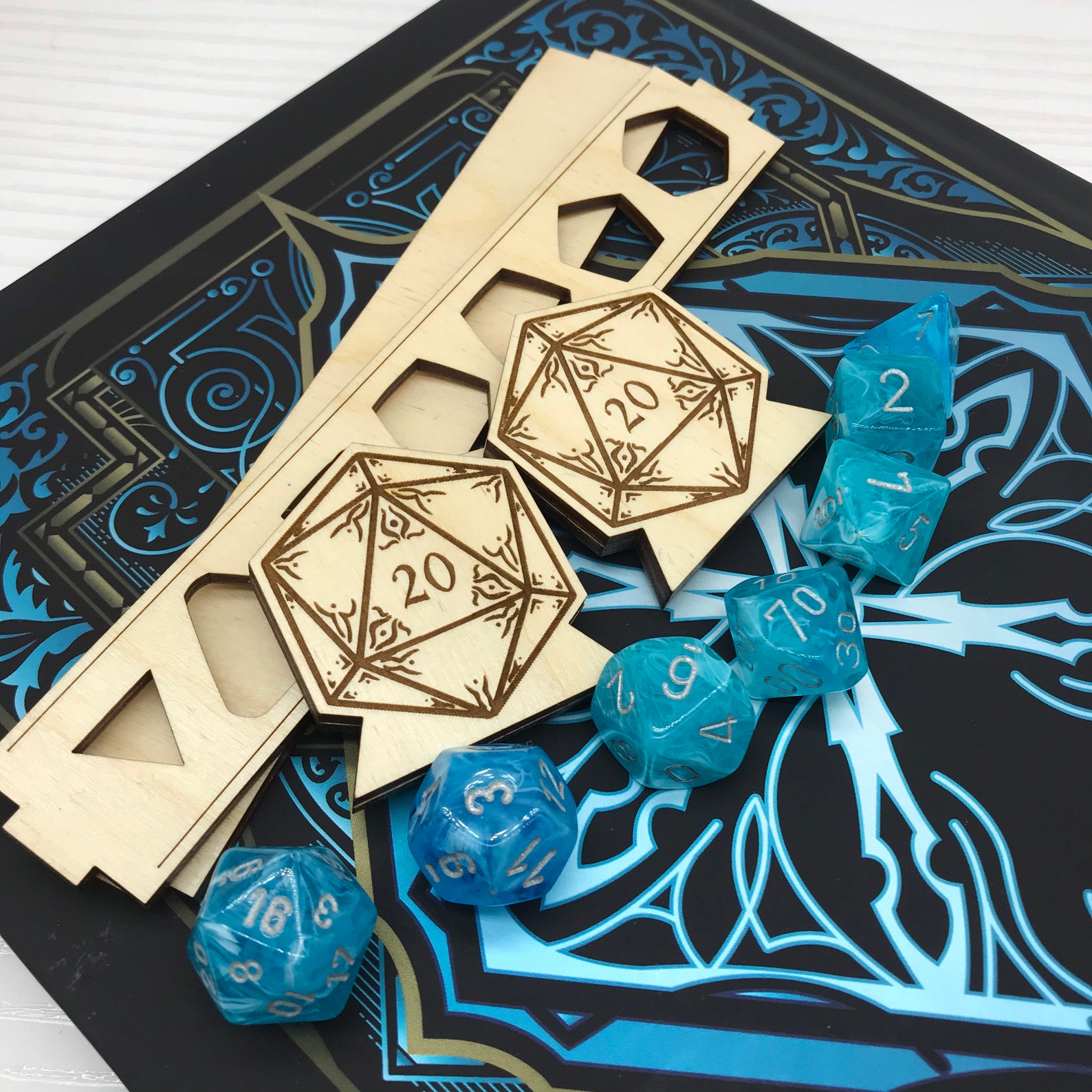 Dungeons and Dragons Wooden Polyhedral Dice Holder with D20 Etsy