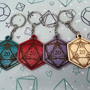 Gegraveerde D20-sleutelhanger Dungeons and Dragons, DnD, Dice-sleutelhanger, D20, veelvlakkige dobbelstenen, Dice-collectie, DnD-sleutelhanger