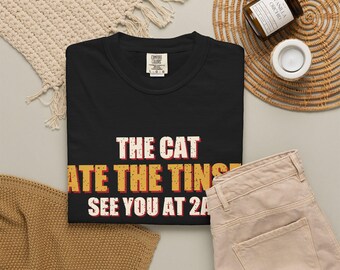 Funny Vet Tech Christmas T-Shirt, Cat Ate Tinsel Emergency Gift