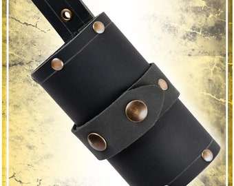 Removable Scabbard for Harness - Leather Accessory for LARP and Cosplay
