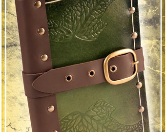 Grimoire feuilles - Accessoire de cuir pour Grandeur Nature et Cosplay