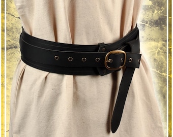 Adventurer's Belt - Leather Armor for LARP and Cosplay