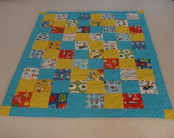Handmade Dr. Seuss Baby Quilt Coverlet EUC