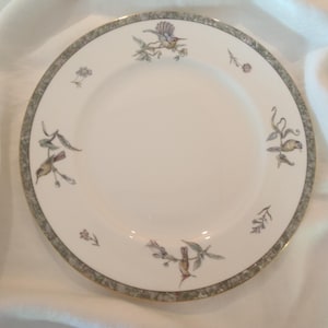 Wedgwood Bone China Humming Birds Dinner Plate With Gold Trim FREE Shipping
