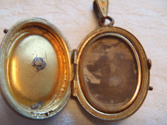 Large Antique Gold Filled Intact Locket From the 1