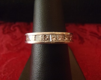 PLATINUM Princess Cut One Carat Natutal SI-1 Diamond Band Ring 10 Gms