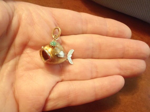 SPRING SALE Large Italian 18K Gold Fish Pendant o… - image 3