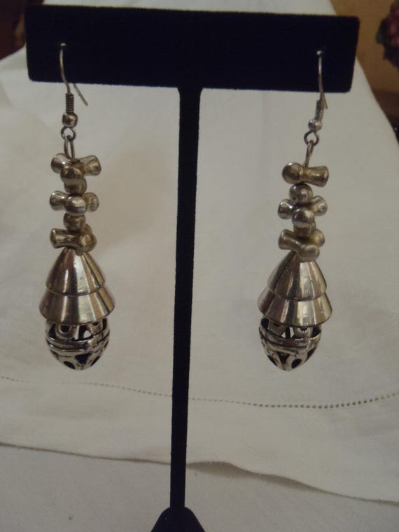 Unique Silver Dangle Drop Statement Earrings UNWO… - image 2