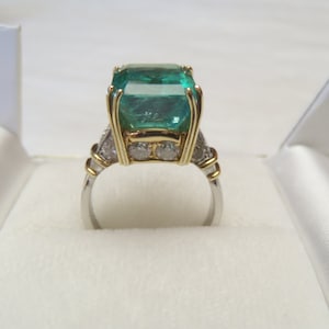 One of a Kind Custom 8+ Carat Columbian Green Emerald Diamond Platinum 18K Yellow Gold Statement Ring