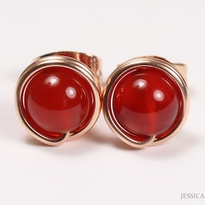 Pendientes de tuerca con piedra preciosa de cornalina roja, engaste de oro rosa, 6 mm, 8 mm y 10 mm, redondos, naturales y auténticos, hechos a mano.