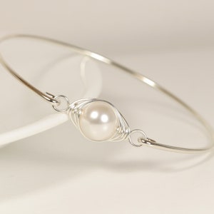 White Pearl Bangle Bracelet Wire Wrapped Jewelry Handmade Sterling Silver or Gold Bracelet Bridal Pearl Bracelet Pearl Jewelry