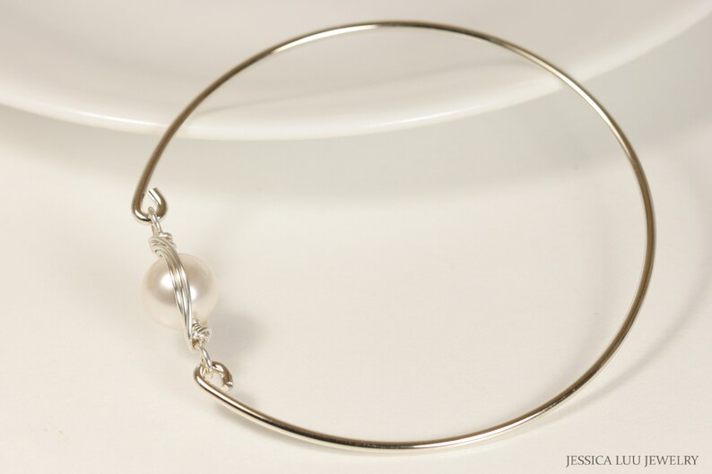 White Pearl Bangle main image 1