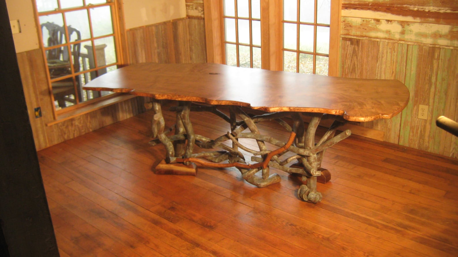 Beautiful Single Slab Live Edge Maple Dining Table With Natural Organic