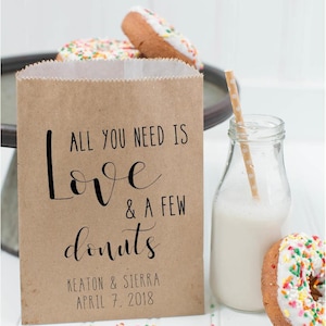 Donut Favor Bag - Wedding Favor Bags - Wedding Donuts -Wedding Doughnut Bags - Wedding Treat Bags - Custom Bakery Bag - 25 pcs