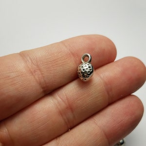 Silver Strawberry Charms, 10 Strawberry Charms, Strawberry Charms, Silver Strawberry Charms