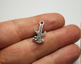 Silver Cactus Charms, 5 Cactus Charms, Silver Desert Cactus Charms, Desert Cactus Charms