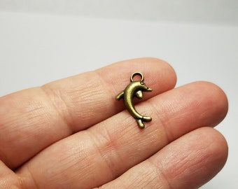 Antique Gold Dolphin Charms, 6 Dolphin Gold Charms, Dolphin Charms, Gold Dolphin Charms