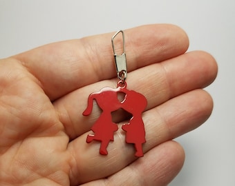 Red Boy Girl Kiss Pendant, 1 Childhood Kiss Charms, Girl Boy Kissing Pendant, Young Love Pendant