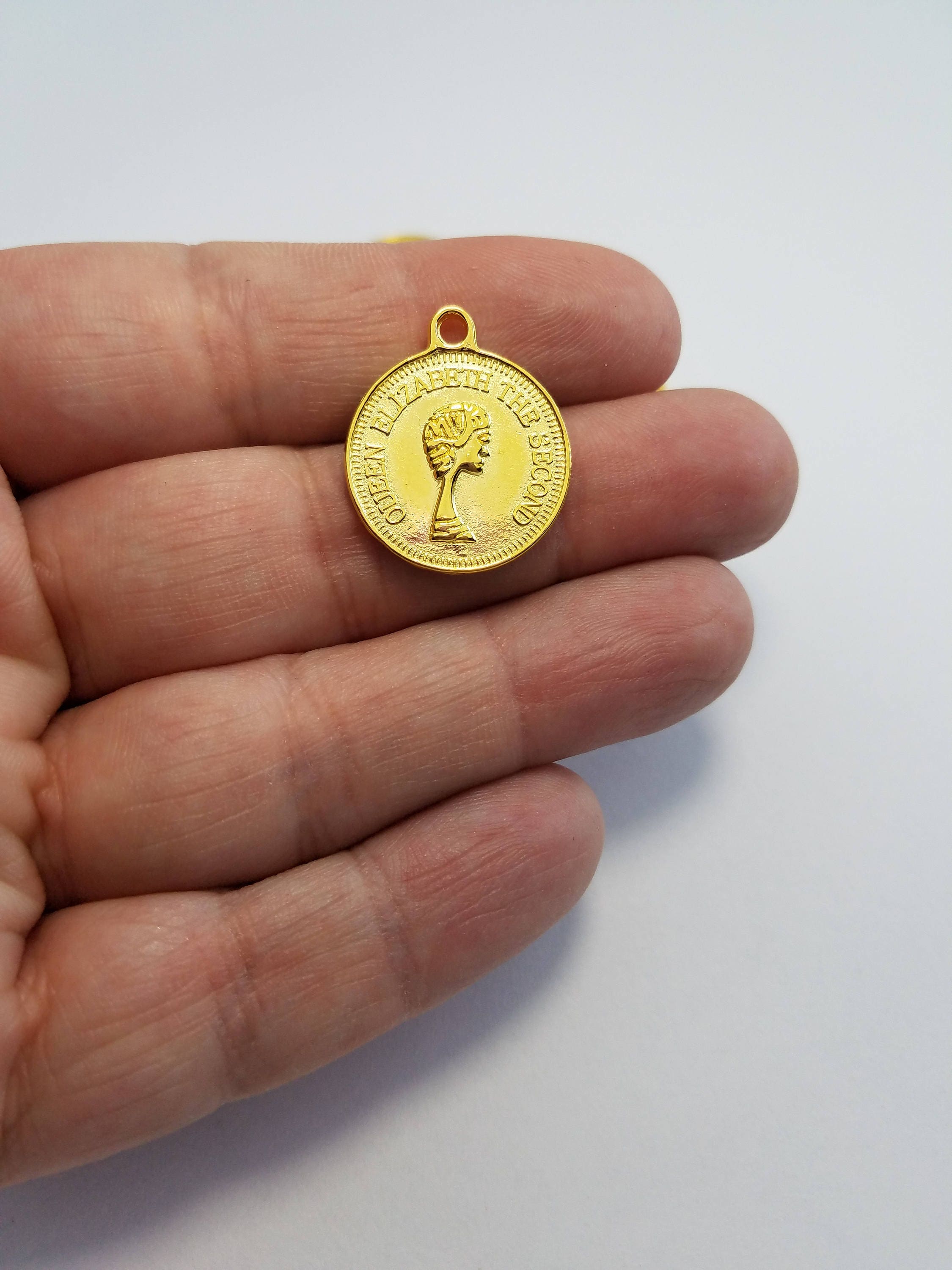 Gold Queen Elizabeth Coin Charms, 5 Queen Elizabeth Coin