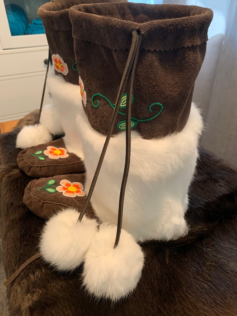 Hand beaded Mukluk native Indian Mukluk Ladies Mukluk Boot Etsy