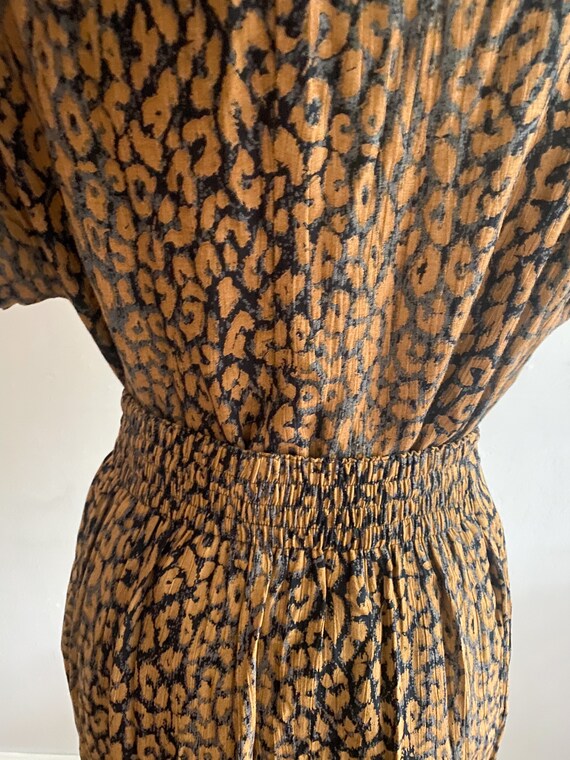 1980s Carole Little Leopard Rayon Fringe Top and … - image 7