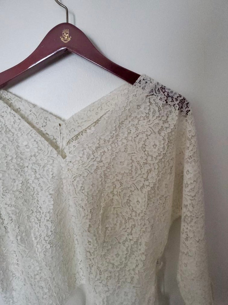 1950/'s Deadstock New With Tags Ivory Lace Batwing Cuffed Blouse Top w Sheer Waist