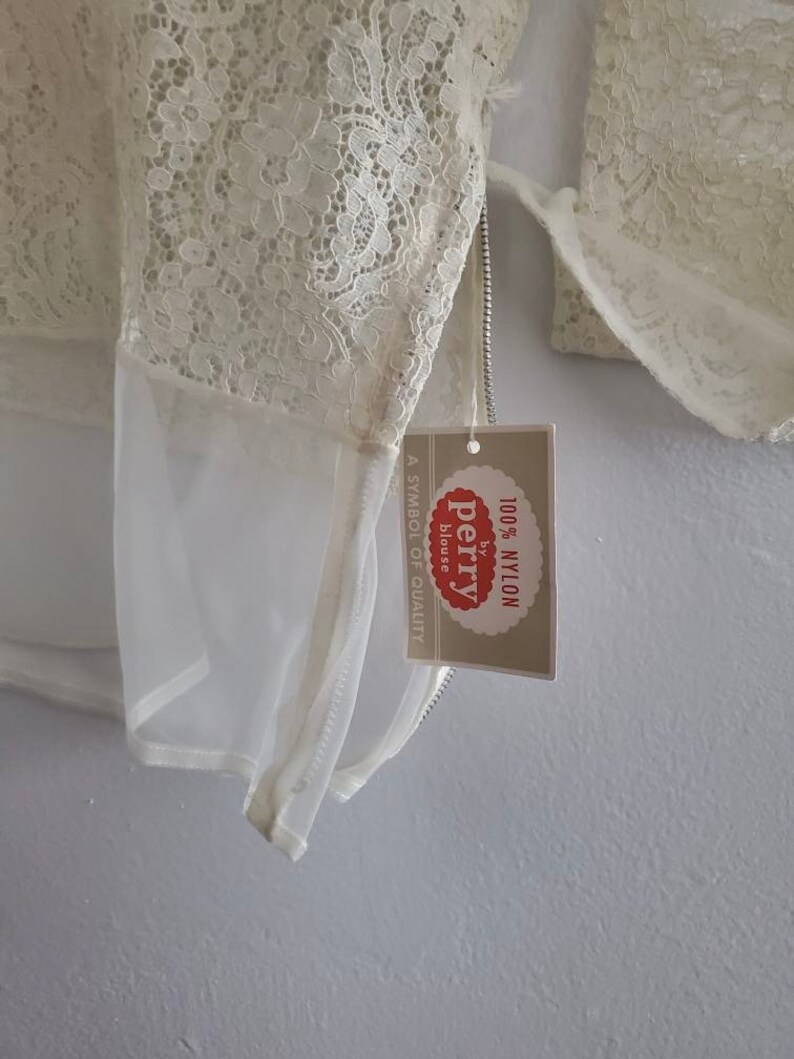 1950/'s Deadstock New With Tags Ivory Lace Batwing Cuffed Blouse Top w Sheer Waist