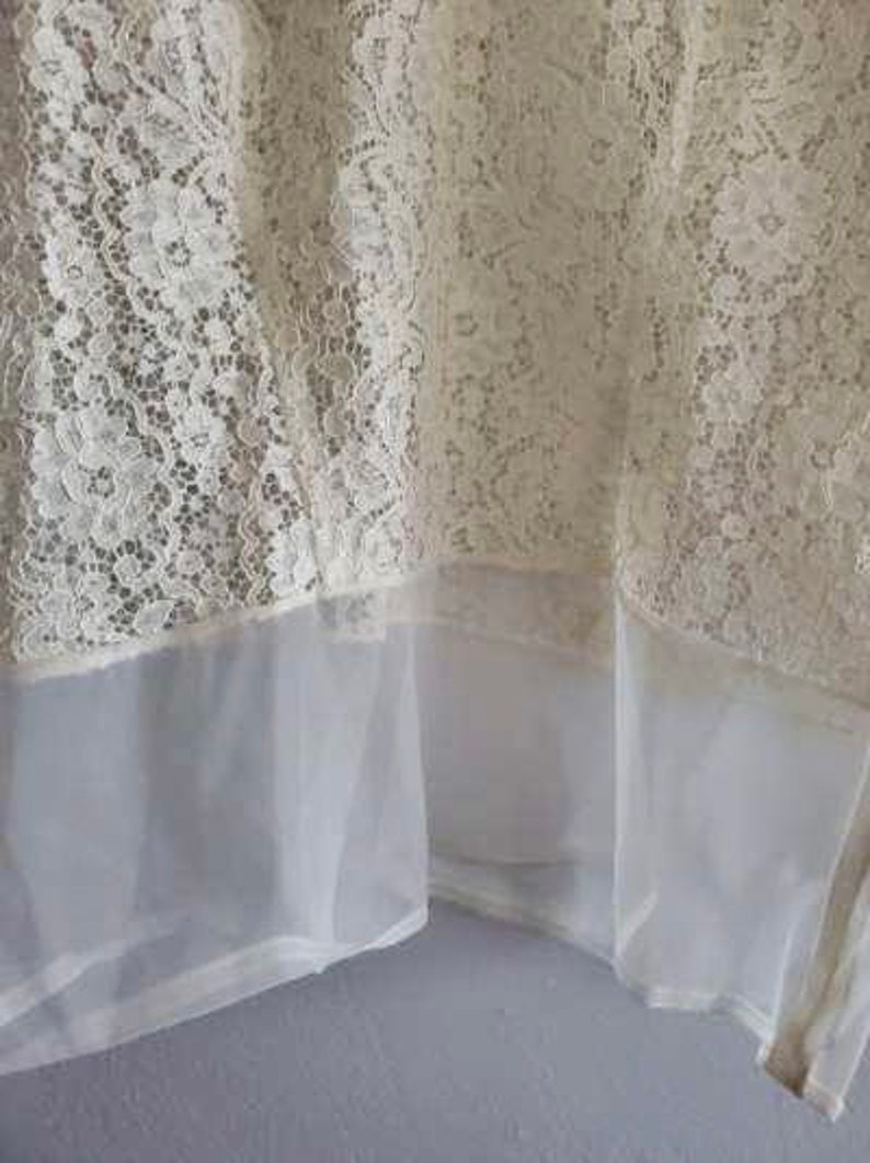 1950/'s Deadstock New With Tags Ivory Lace Batwing Cuffed Blouse Top w Sheer Waist