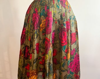 90s Ellen Tracy Moody Green Floral Pleated Silk Skirt