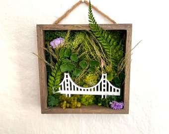 Small Hanging San Francisco, Golden Gate Bridge, Moss Art