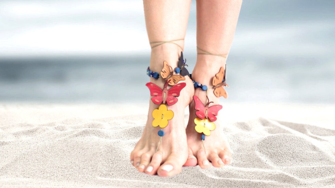 barefoot sandals for the beach