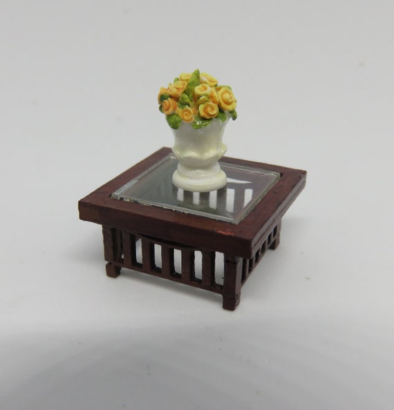 Dollshouse miniature Quarter scale 148 DIY coffeetable.