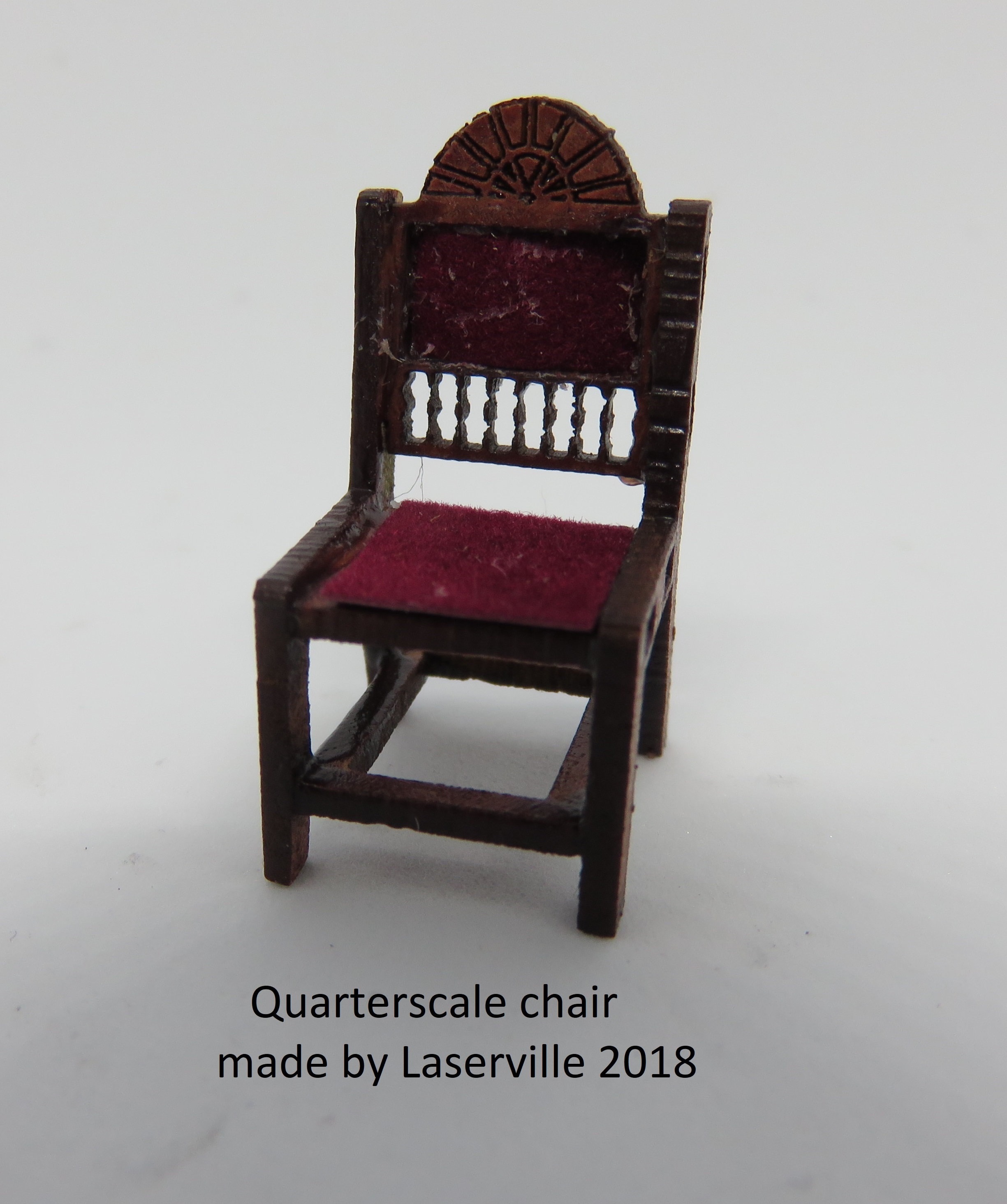 MA9205 Dollhouse Miniature Quarter Scale 1:48 Chair with Cat 