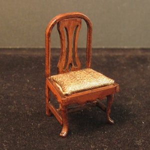 Dollshouse miniature chair without arms.(half  scale, 1:24)